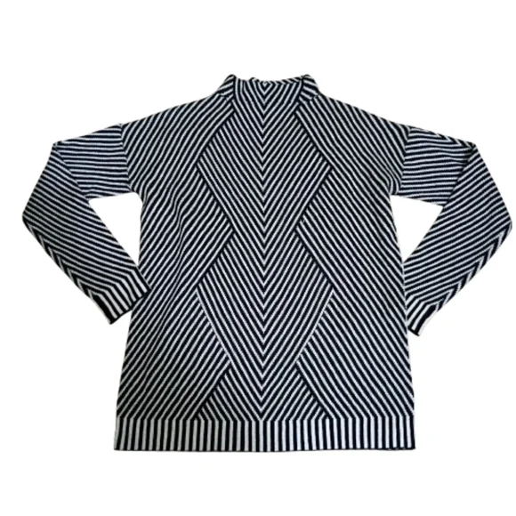 Balticborn Black and White Chevron Mock Neck Striped Sweater Small Soft Stretchy - Picture 10 of 11